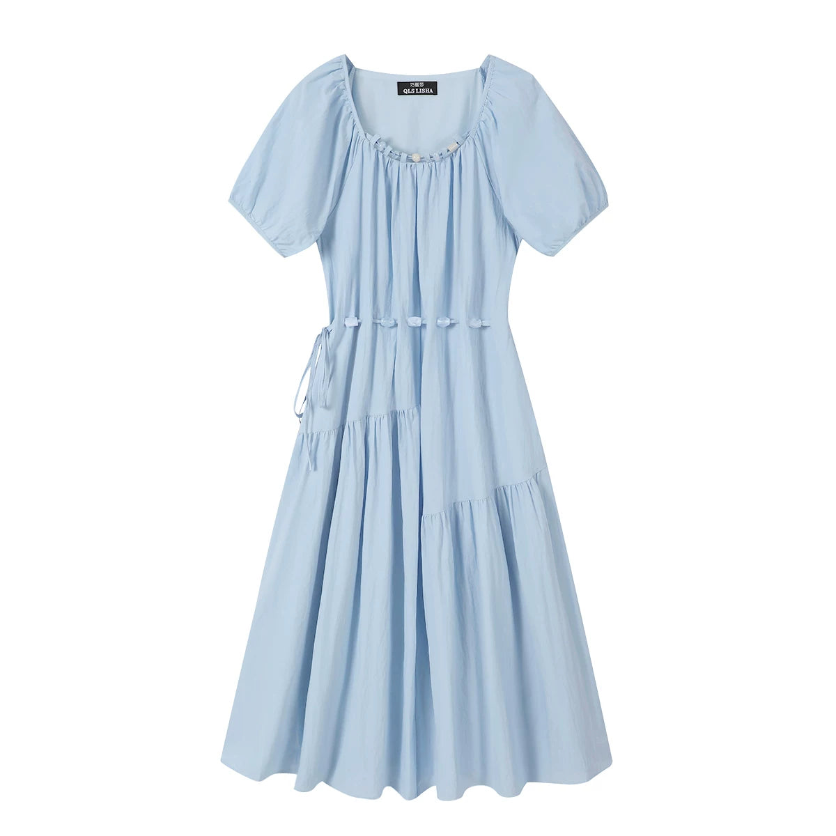 Chola Lisanın saf və cazibədar ağ donunda fransız gözəlliyi və özünəməxsus cazibəsi, zərif və zərif çimərlik geyimi əks olunub.