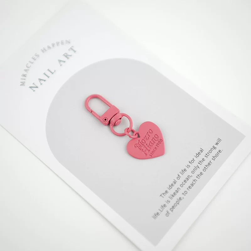 Ürək formalı kulon, konfet rəngli şarf, AirPods metal açar zənciri, Koreya hərfli qulaqcıqlar, çantalar üçün ürək formalı aksessuarlar.