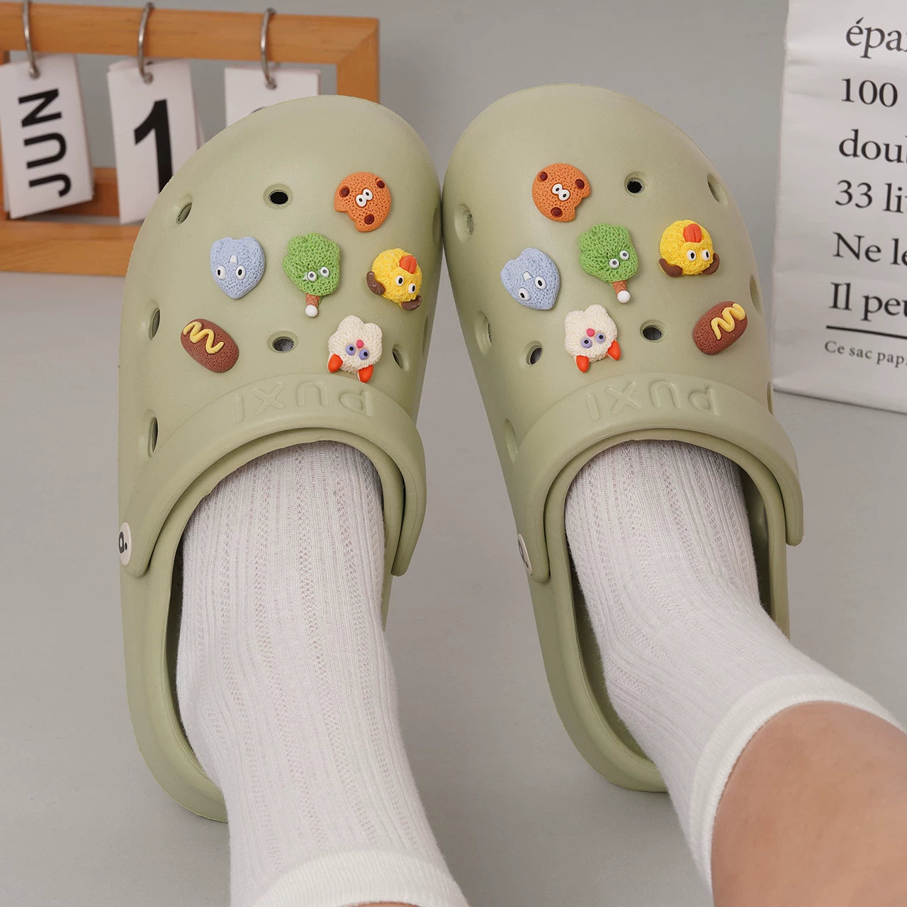 Puxi Dong Dong Ayaqqabıları Yeni Xanım Yay Sandalları Üst Geyimi Sürüşməyə Qarşı Çimərlik Ayaqqabıları Yumşaq Alt Ayaqlı Terlik Kişilər üçün Cütlər
