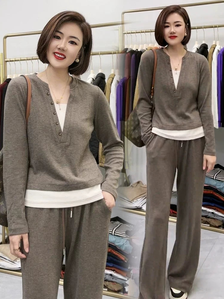 Women's Daily Sports Suit Set, Spring and Autumn 2025 New Style, Middle-Aged Mothers' Clothing, Age-Reducing Fashionable Sweater and Wide-Leg Pants Two-Piece Set