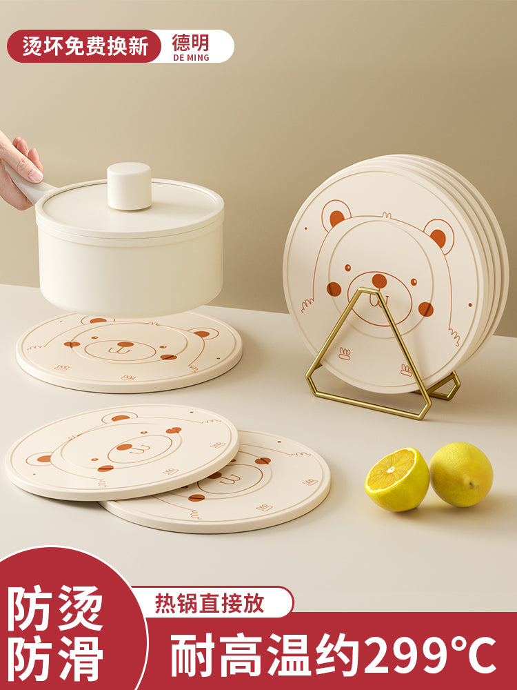 Silikon izolyasiya döşəyi placemat qazan döşəyi sahil gəmisi qabı döşəyi yanmağa qarşı həsir yemək masası döşəyi yüksək temperatura davamlı həsir yemək boşqab həsisi güveç döşəyi