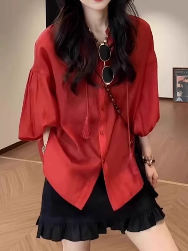 Qadın üçün yüksək keyfiyyətli qırmızı günəşdən qoruyucu köynək, nazik və böyük ölçülü, geniş, dörddə üç hissəli qol, retro Çin üslublu top.