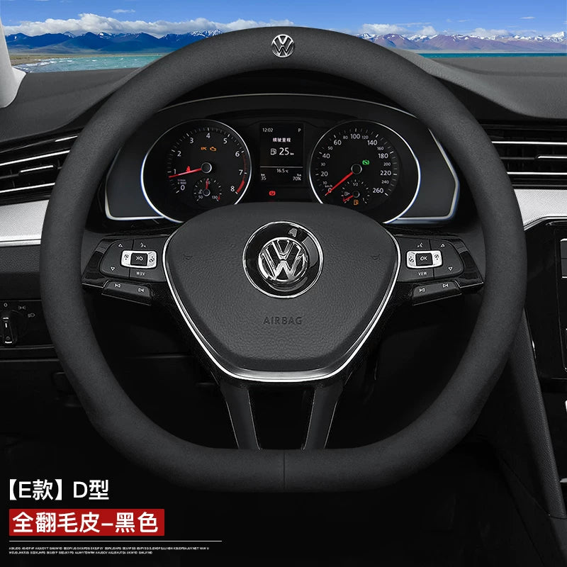 2019 Volkswagen Multivan sükan örtüyü, zamşa ilə örtülmüş, xüsusilə 2006-2018 modelləri üçün T4, T5 və T6 modelləri üçün modifikasiya edilmişdir.