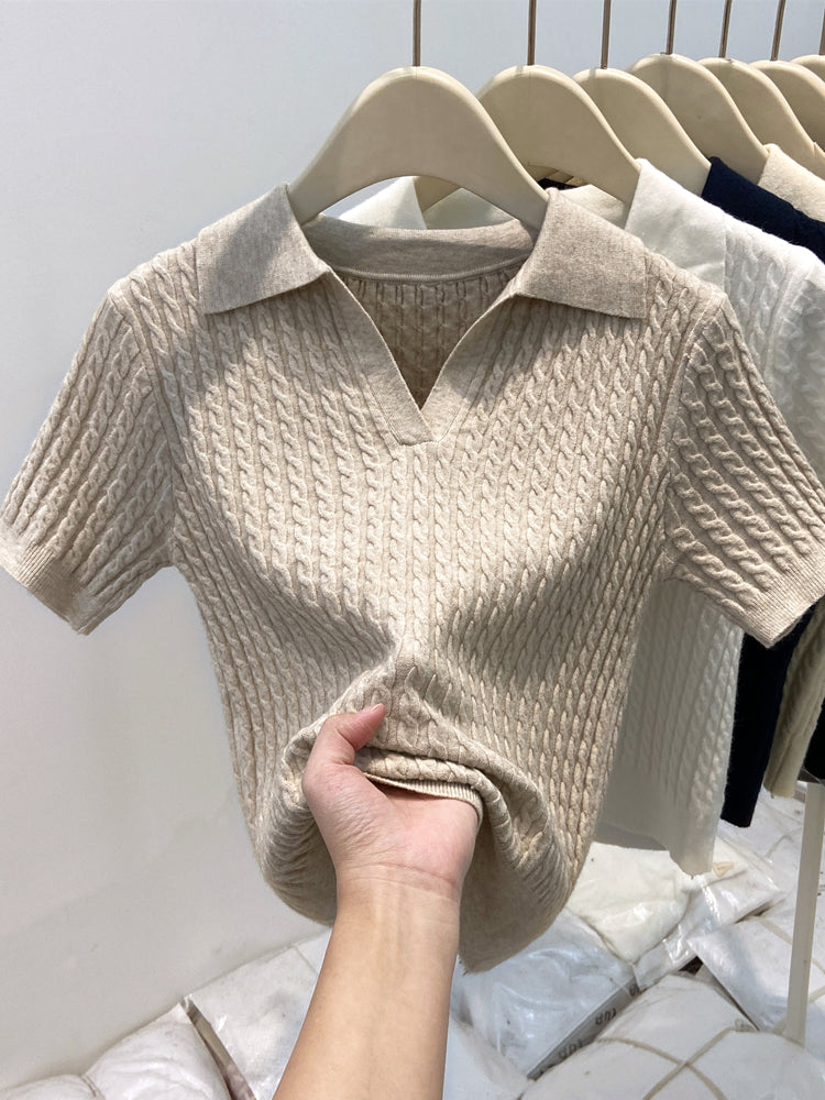 Retro kabel trikotaj polo köynək, qısaqol toxunma köynək, qadın 2025 yay yeni dəbi, V-yaxalı, incə oturacaq, qısa köynək, dəbli.