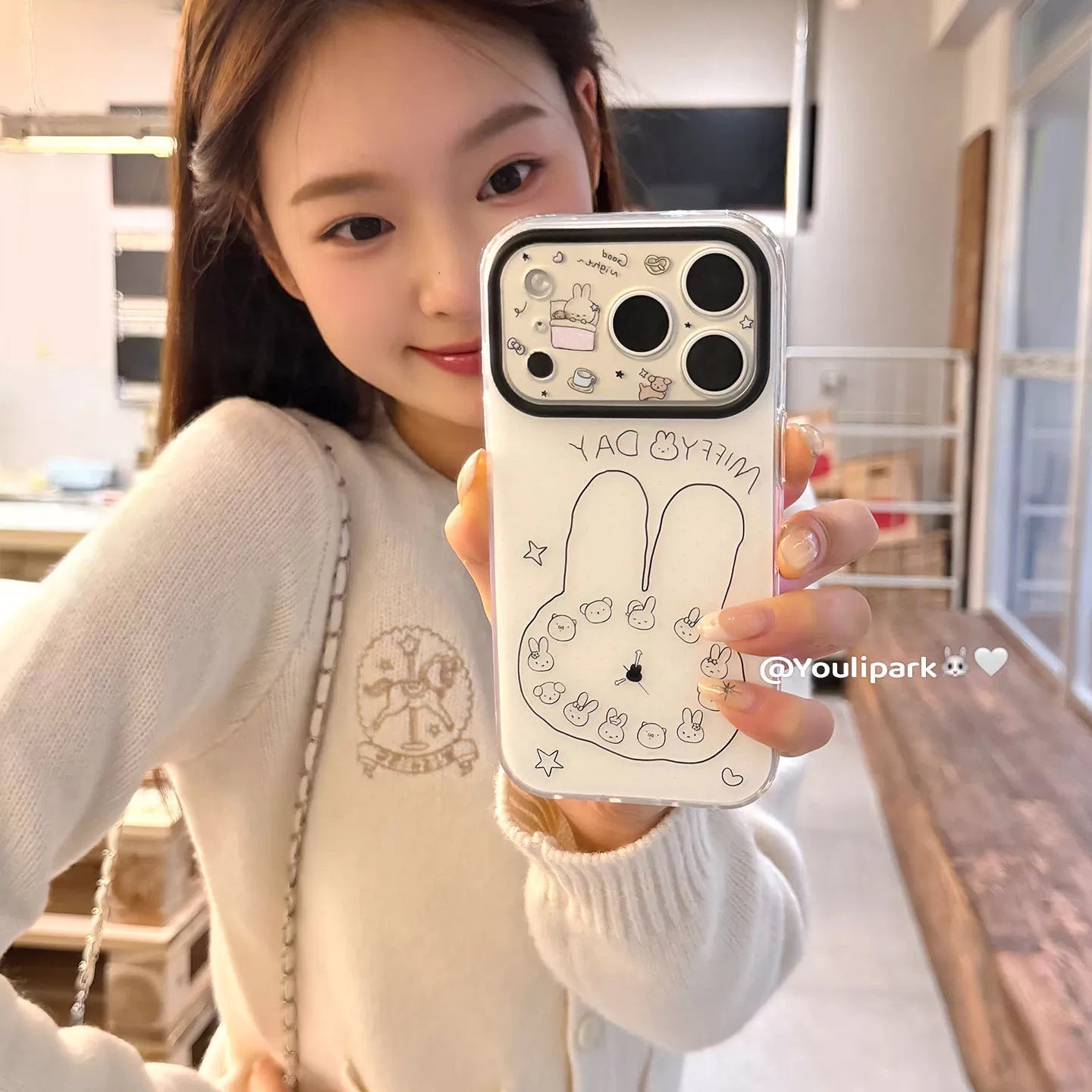 Yuri Park ins Koreya sadə və yaraşıqlı dovşan ayı saatı 17 17pro Apple 17ProMax cib telefonu qutusu iPhone16 hər şey daxil 14 yeni 16Promax qoruyucu örtük