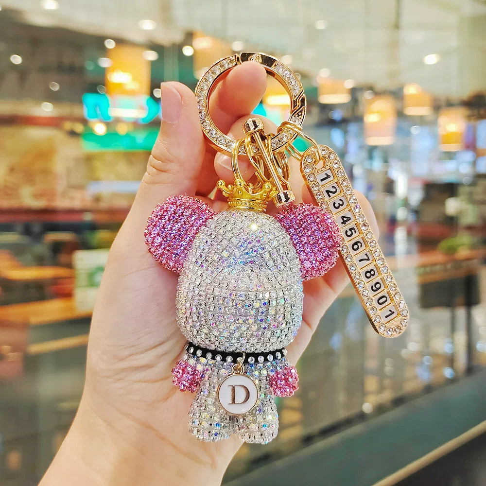 Cartoon full diamond bear-shaped car key chain, creative design, optional diamond-encrusted license plate pendant, anti-loss key chain gift.