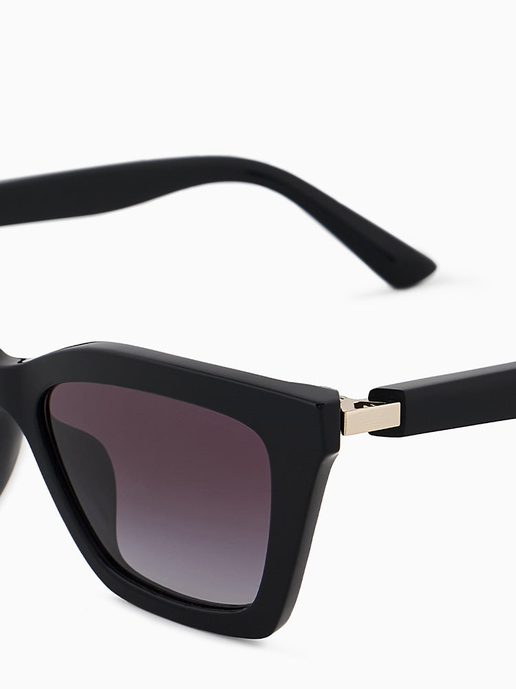 [Yeni il hədiyyəsi] EMPORIO ARMANI Qadınlar üçün Kəpənək Qalın Çərçivəli Günəş Eynəkləri (Rəsmi)