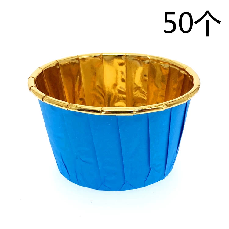 Soba üçün 50 tort kağızı stəkan, üstü rulonlu fincan, rulonla örtülmüş fincan, çörək bişirmək üçün alüminium folqa muffin fincanı, qızılı rəng, yüksək temperatura davamlı