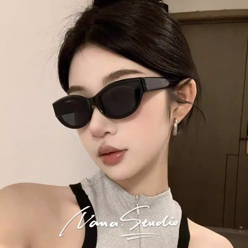 Jennie'nin eyni üslublu qadınlar üçün günəş eynəyi retro hottie pişik gözü kiçik çərçivə gm eynək polarize anti-UV günəş eynəyi kiçik üz - 2