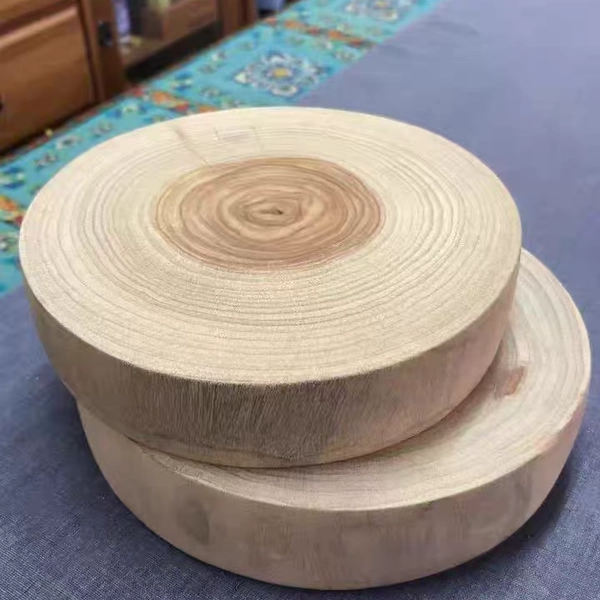 Təbii kamfora ağacından bərk ağac çay altlığı nəlbəki Çay altlığı bərk ağacdan hazırlanmış sahil gəmisi kung fu çay dəsti vaza izolyasiyalı baza