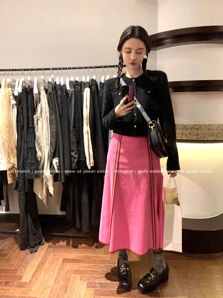 UM Chanel-inspired women's spring and autumn daily knitwear set, elegant cardigan jacket, high-waisted pants, fashionable and youthful two-piece set.