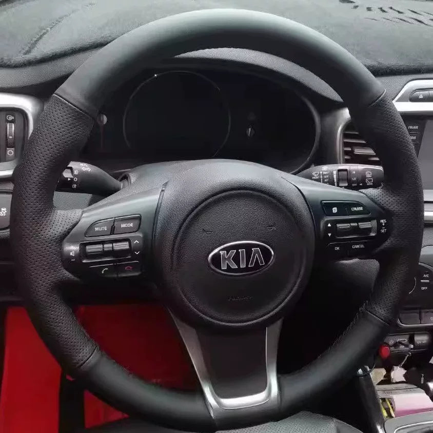 Kia Forte Soul sükan örtüyü, əl ilə tikilmiş orijinal dəri, 2009/2012/2018 model Forte Soul üçün xüsusi sükan örtüyü.