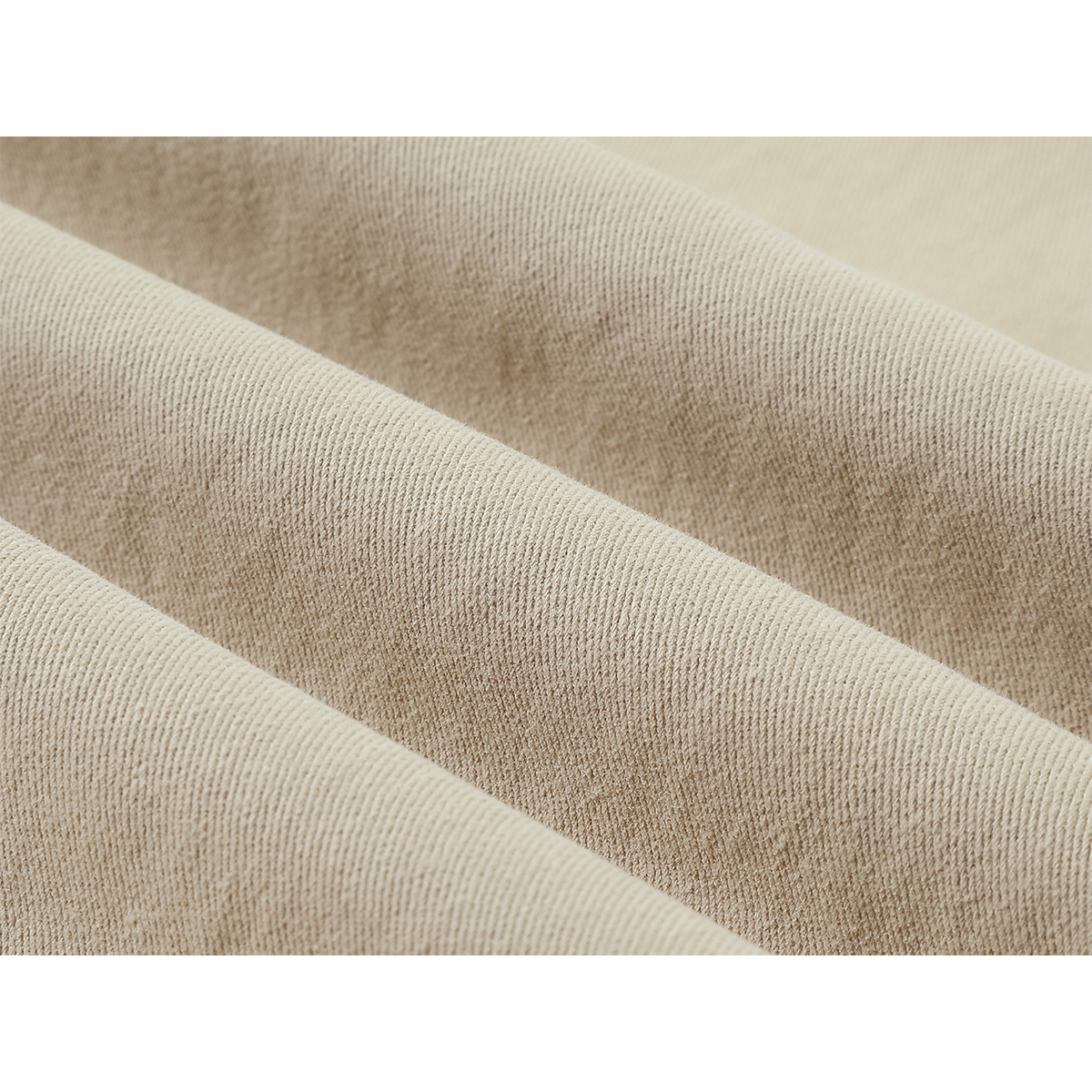 Chola Lisa-nın şık iki hissəli, ucu açıq gündəlik şalvarları yaz və payız üçün idealdır. Onlar yüksək belli, düz və enli ayaqlıdırlar.