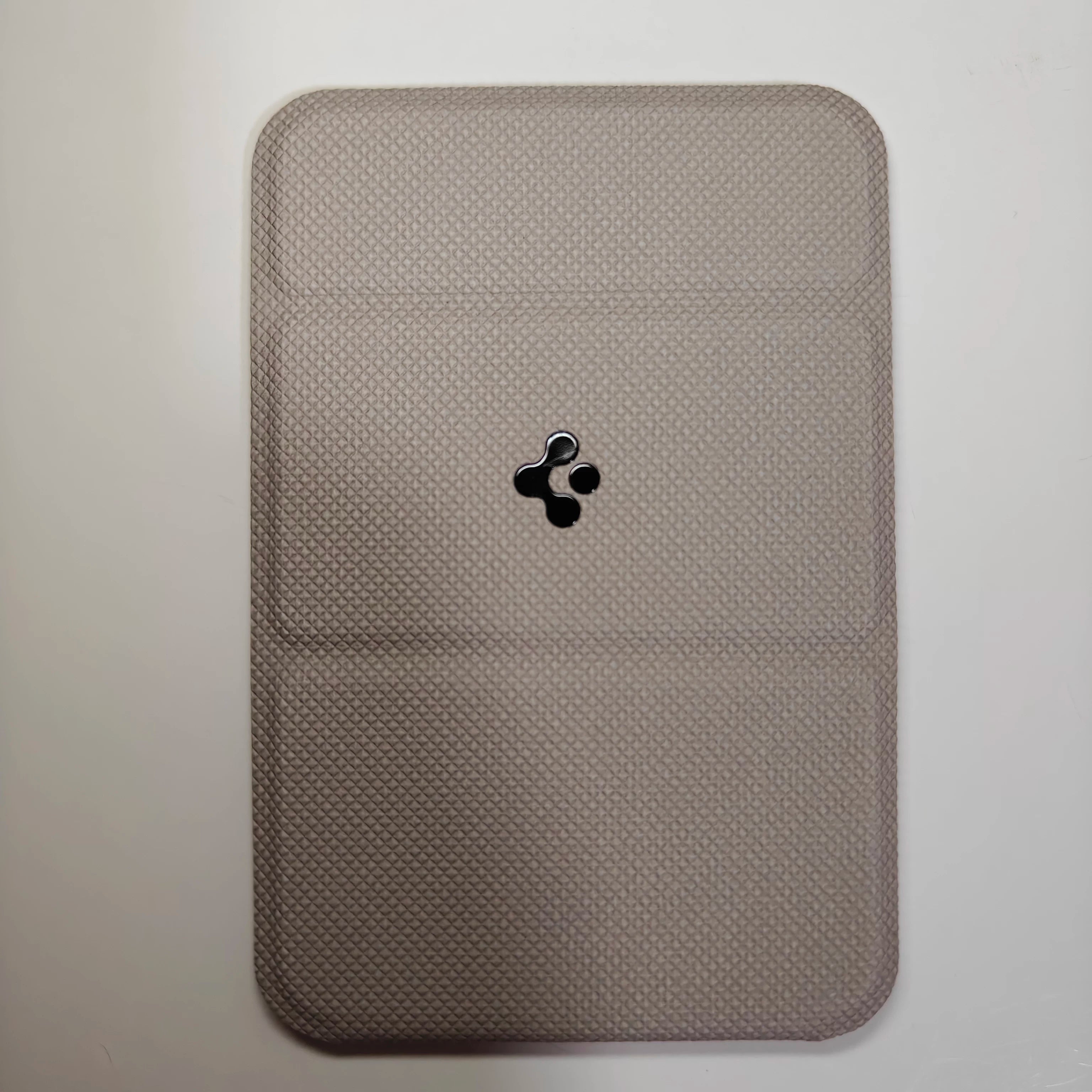 Apple iPhone 16/15/14/13 ilə uyğun Spigen maqnit kart tutacağı/telefon dayağı, portativ arxaya quraşdırıla bilən kart tutacağı.