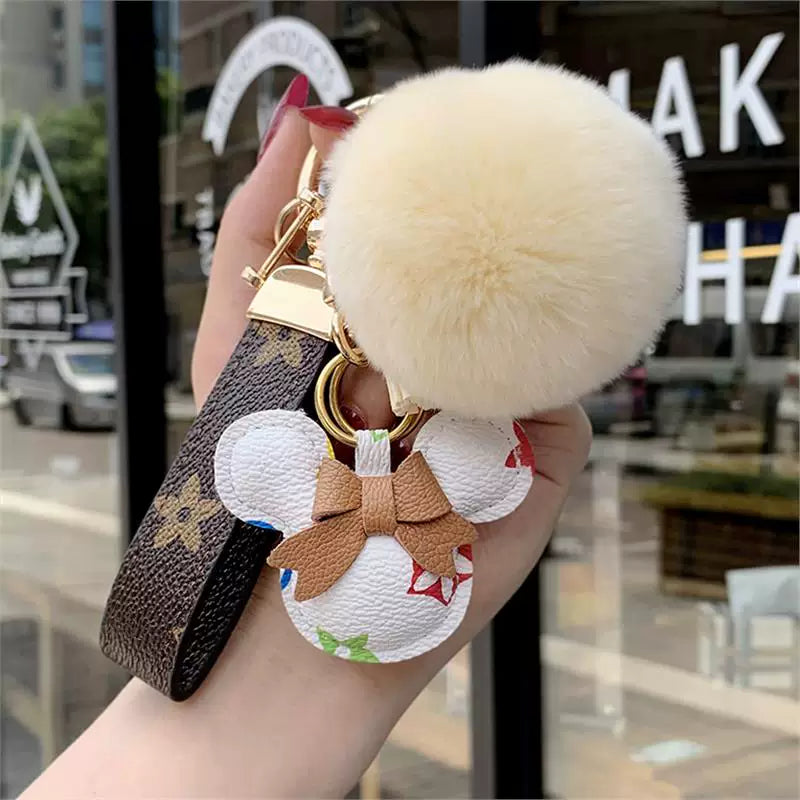 LV&GEDETE Rəsmi Flaqman Mağazası Avtomobil Açar Zəncir Kulonu Mickey Mouse Pom-Pom Açar Zəncirli Çanta Bəzək