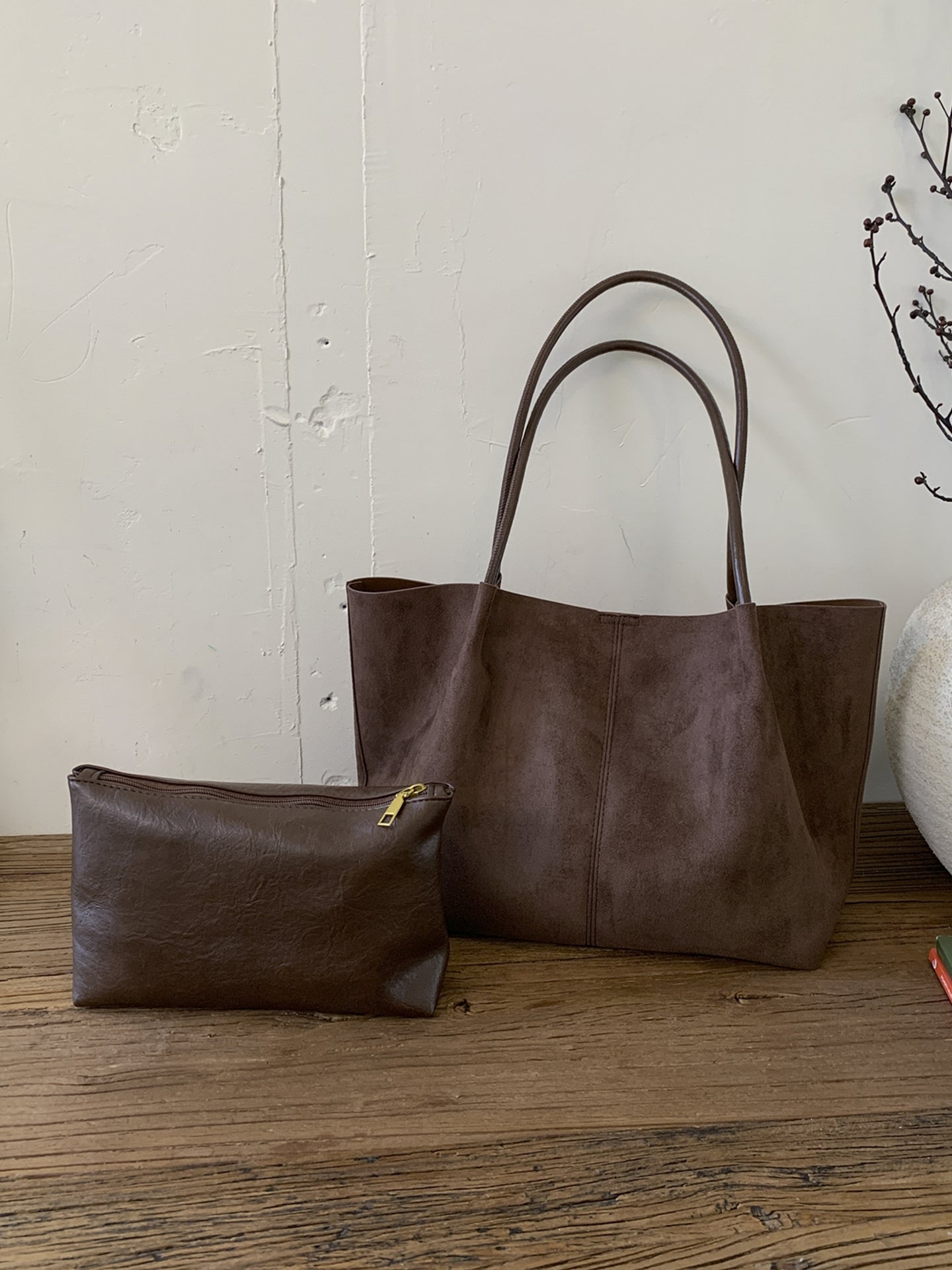 [Ana və Qız Çantaları] İş və Yol-Gəliş Üçün Sadə Bütöv Rəngli Böyük Tutumlu Zamşa Çanta, 2025 Yeni Trend Stil