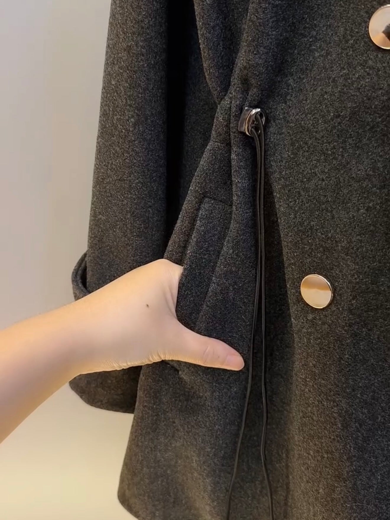 2025 Autumn/Winter Plus Size Women's Clothing - Super Cute Korean Style, Youthful Design, Unique Shape, Slimming Wool Coat Top