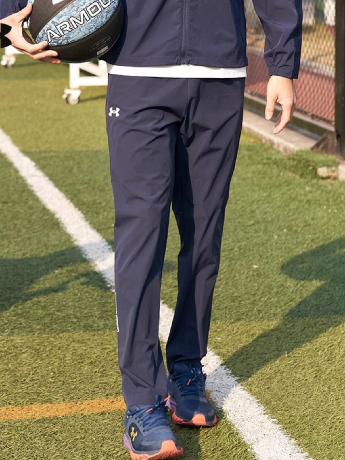 Under Armor şalvar kişi yaz və yay toxunmuş küləyə davamlı tez quruyan qaçış fitnes gündəlik idman nəfəs alan düz uzun idman şalvarı