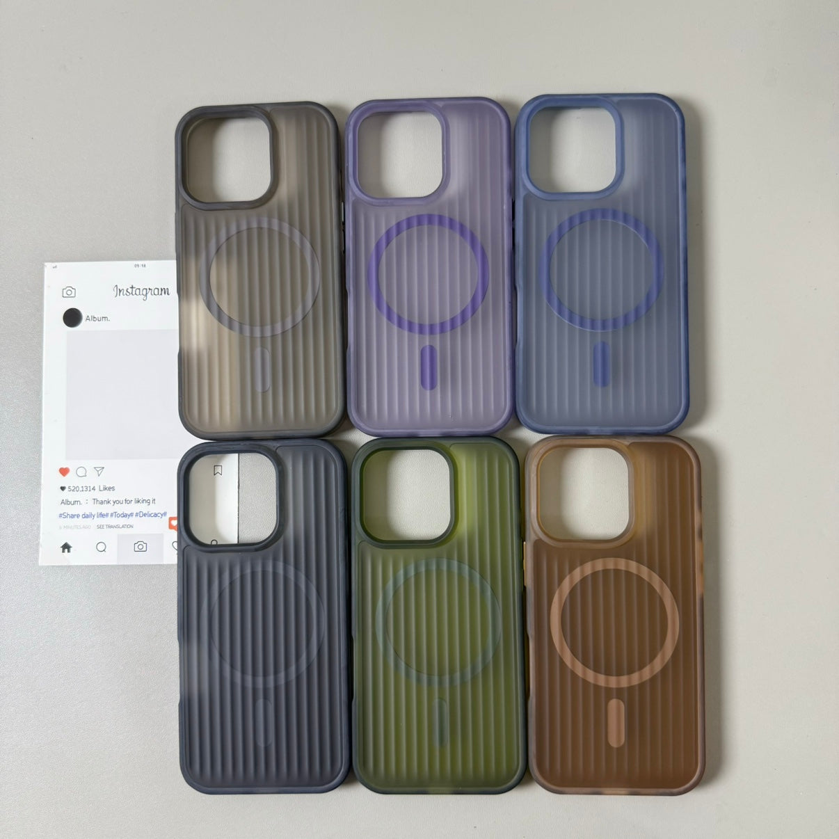 iPhone17 üçün uyğun yüksək səviyyəli şam iynəsi yaşıl şaxtalı maqnit qutusu 16promax apple 15/14/13 niş sadə 12