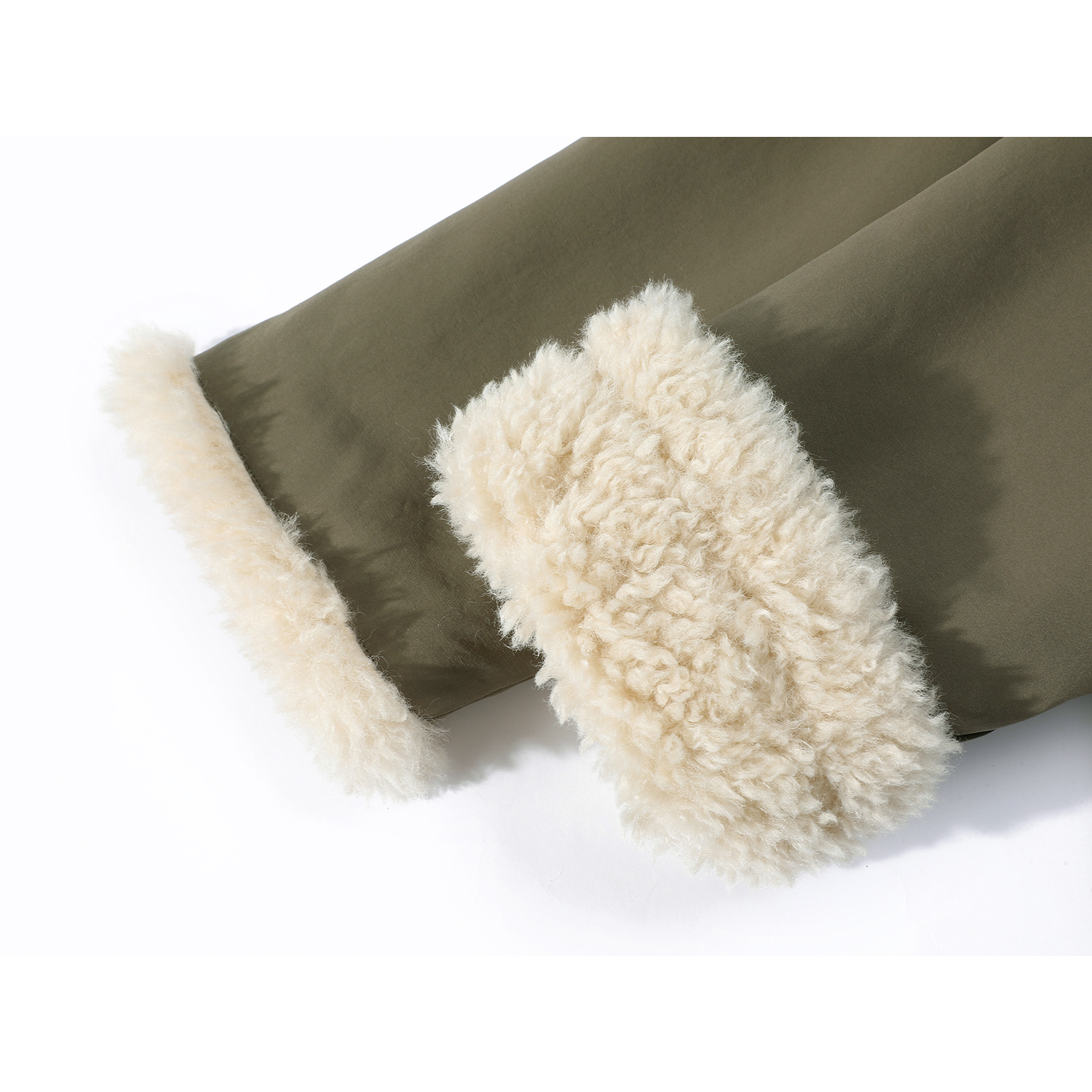 "Qoy Məni Parladım" - Zhao Lusi və Xu Yanın eyni stildə qalın quzu yun parkası, hərbi yaşıl iş geyimi paltosu, qadın pambıq yastıqlı gödəkçəsi.