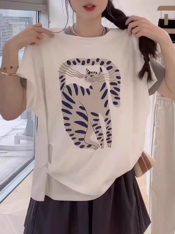 Böyük ölçülü qadınlar üçün təmiz pambıqdan hazırlanmış pişik naxışlı qısaqol futbolka, yay üçün yan düyməli, belini sıxan futbolka, çoxfunksiyalı və arıqladıcı köynək.