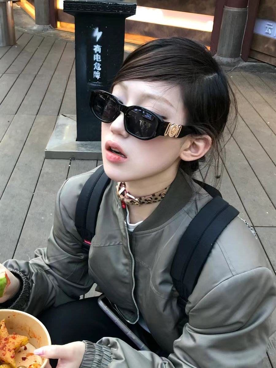 Qadınlar üçün Hong Kong üslubunda retro qara günəş eynəkləri moda Zhao Lusi eyni üslubda 2024 yeni ultrabənövşəyi mühafizə ilə yüksək səviyyəli günəş eynəyi