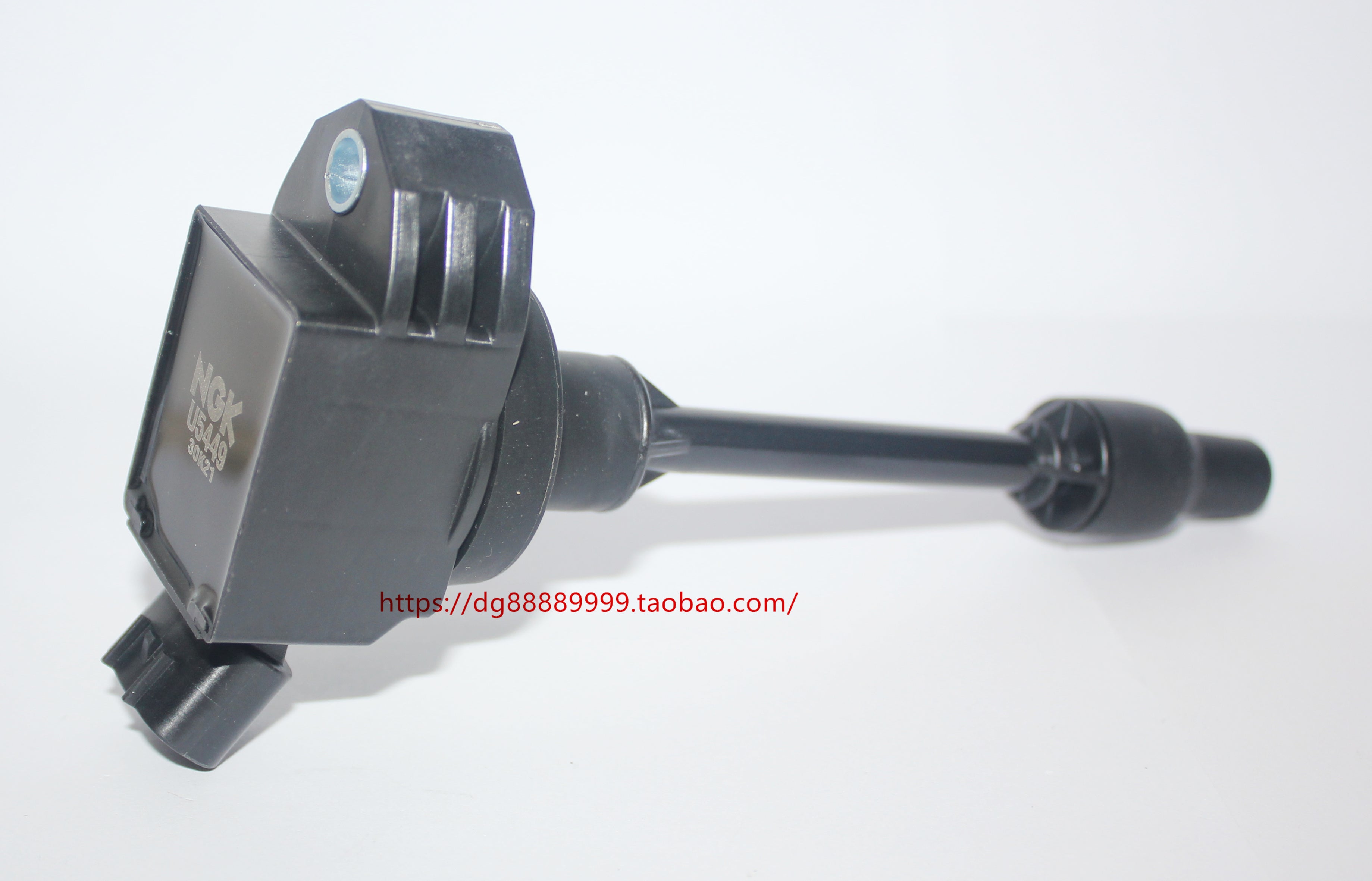 NGK alovlanma bobini U5449 yüksək gərginlikli paketi Toyota Avalon, Camry, C-HR, IZOA və Lexus ES260 üçün uyğundur.
