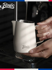 bincoo latte art çəllək İtalyan paslanmayan poladdan hazırlanmış süd köpüyü stəkan sivri ağızlı süd çəllək latte sənət qabı professional qəhvə latte sənət stəkanı