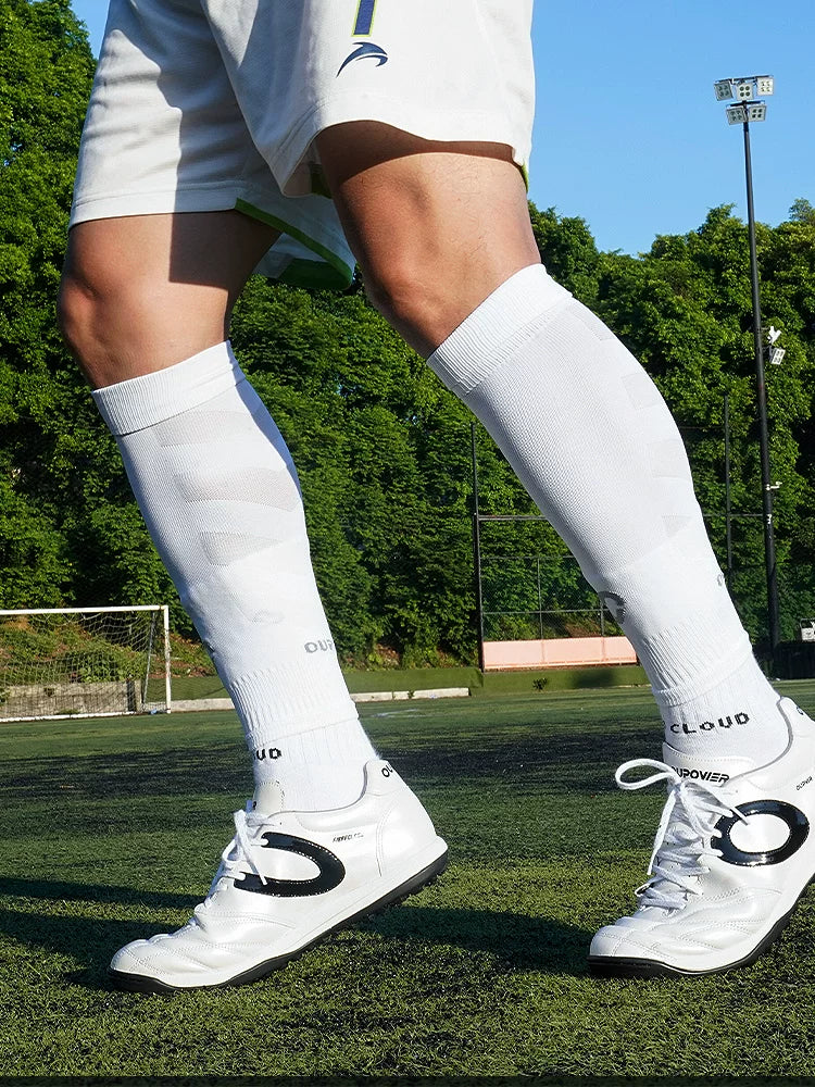 Ayaqsız futbol corabları, dana corabları, sabit ayaq qoruyucuları, dizdən yuxarı böyüklər üçün corablar