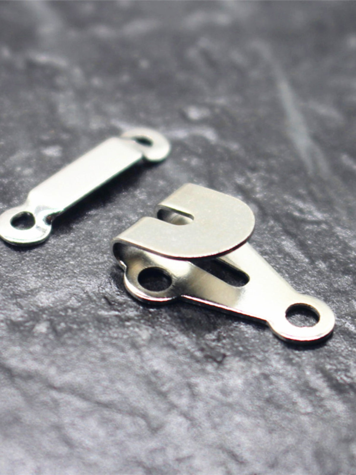 Yüksək keyfiyyətli metal şalvar çəngəl düyməsi gizli toqqa qarmaq toqqa şalvar qarmaq yaxası çəngəl üslubunda toqqa bütün mis görünməz toqqa toka