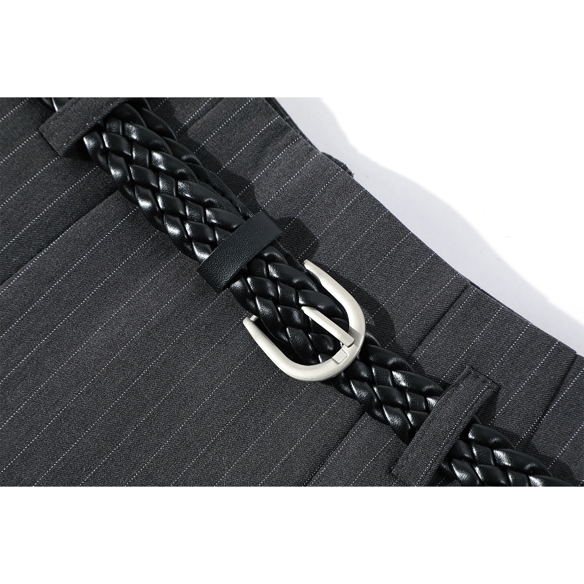 Cholisa-nın qadınlar üçün unikal və gözəl boz zolaqlı gündəlik midi ətəyi, yüksək belli, arıqladıcı A-xəttli qatlı mini ətək, yaz üçün mükəmməldir.