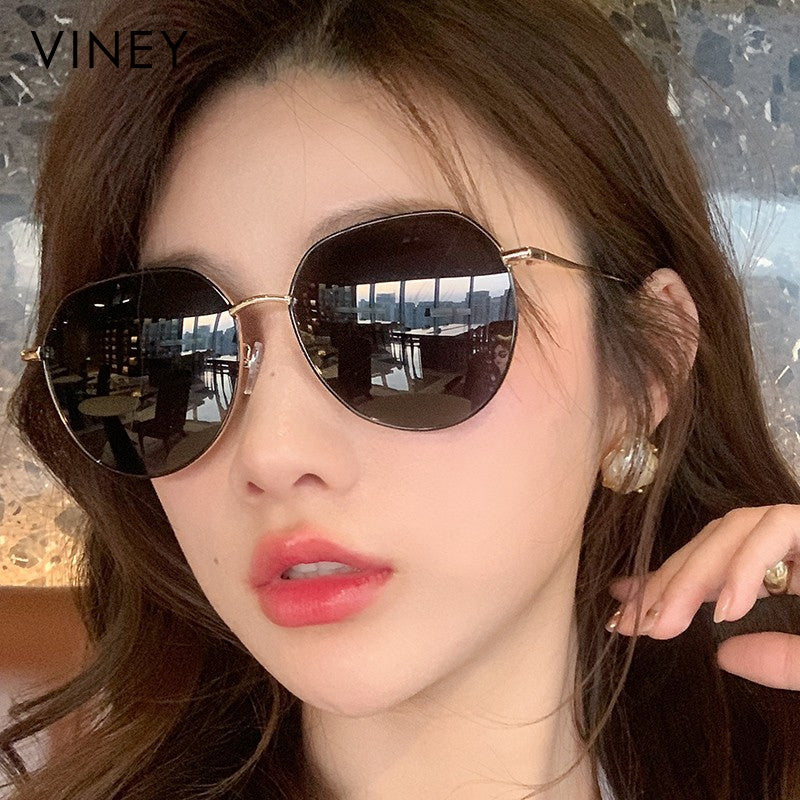 Viney günəş eynəkləri qadın 2026 yeni yay polarizasiyalı moda böyük üz arıqlayan günəş eynəkləri UV qoruyucu
