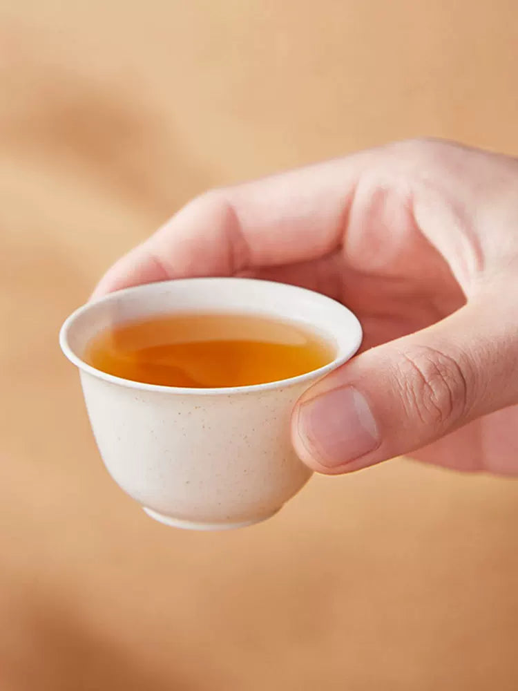 Birdəfəlik düyü qabığı kung fu çay stəkanı kiçik çay dadlı birdəfəlik stəkan qalınlaşdırılmış düyü ətirli stəkanı açıq çay dəsti kiçik çay stəkanı