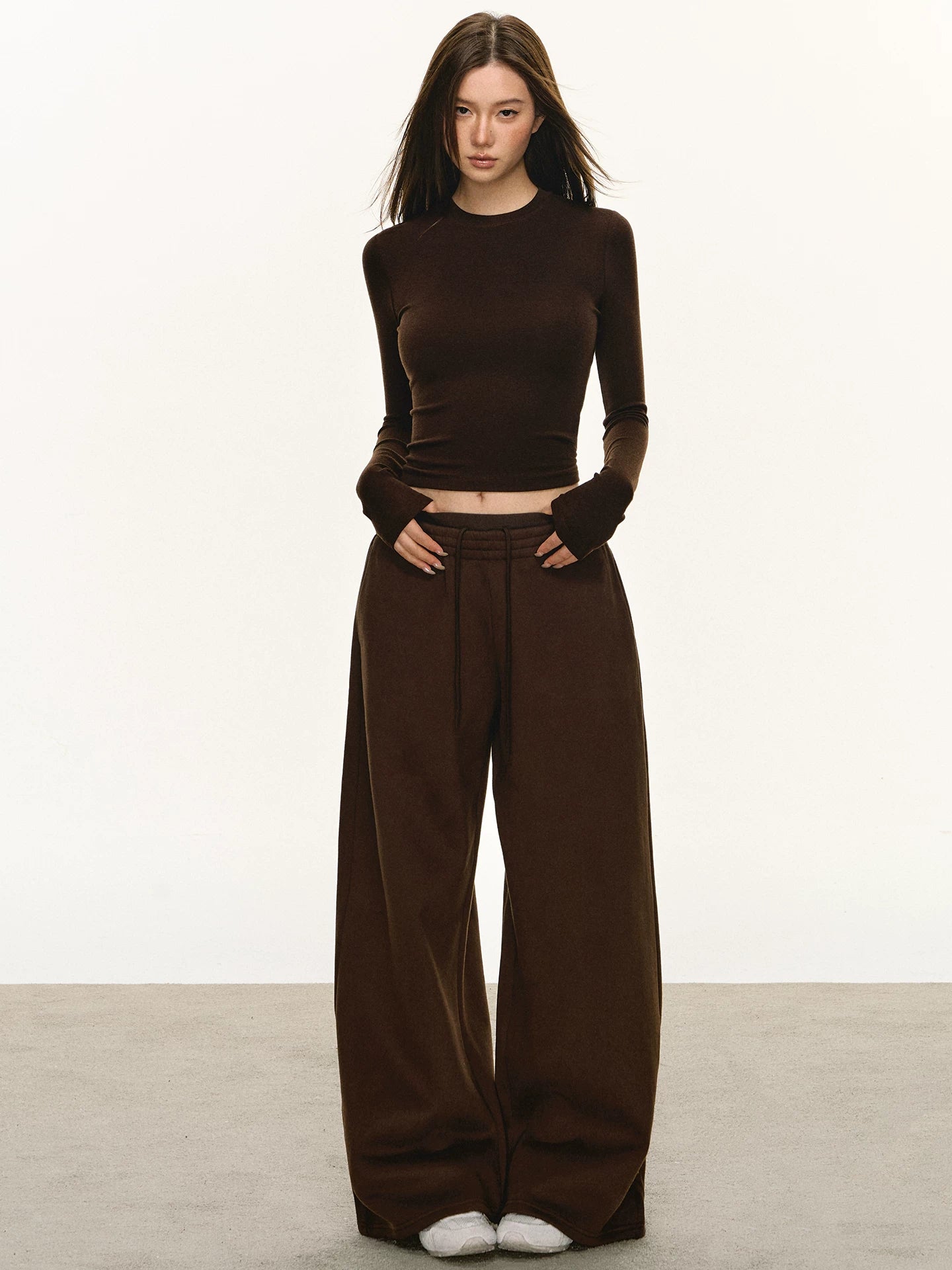 Anna Anae Merlad Qadınlar üçün Sweatshirt Dəsti, Yaz/Payız, Üç Hissəli Dəst (Qəhvəyi Daxili Təbəqə, Xarici Təbəqə, Sweatpants)