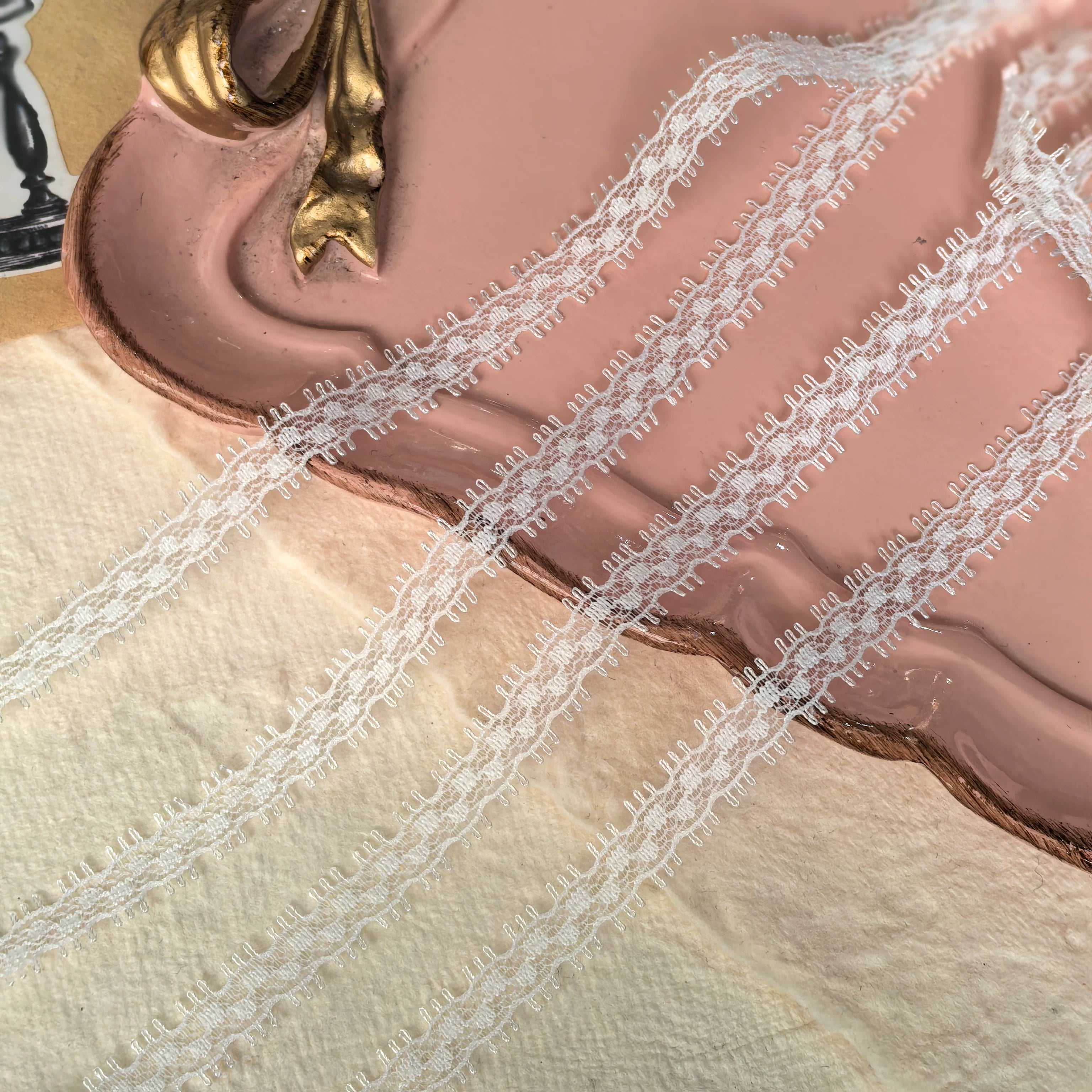 10m qiymət 1cm Tayvan istehsalı yüksək keyfiyyətli yumşaq kirpik nöqtə krujeva aksesuarları diy körpə kukla paltarları