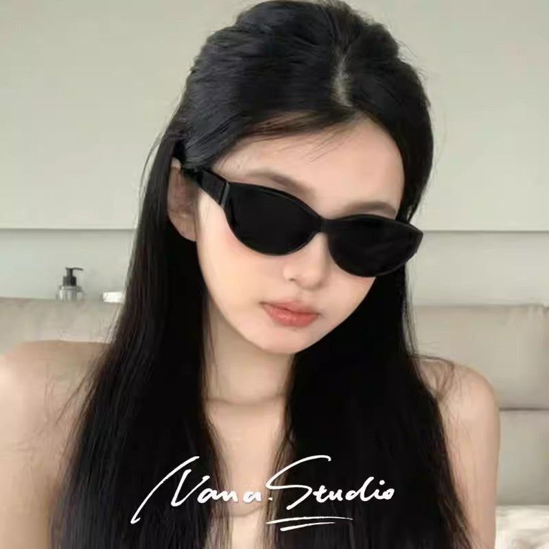 Jennie'nin eyni üslublu qadınlar üçün günəş eynəyi retro hottie pişik gözü kiçik çərçivə gm eynək polarize anti-UV günəş eynəyi kiçik üz - 2