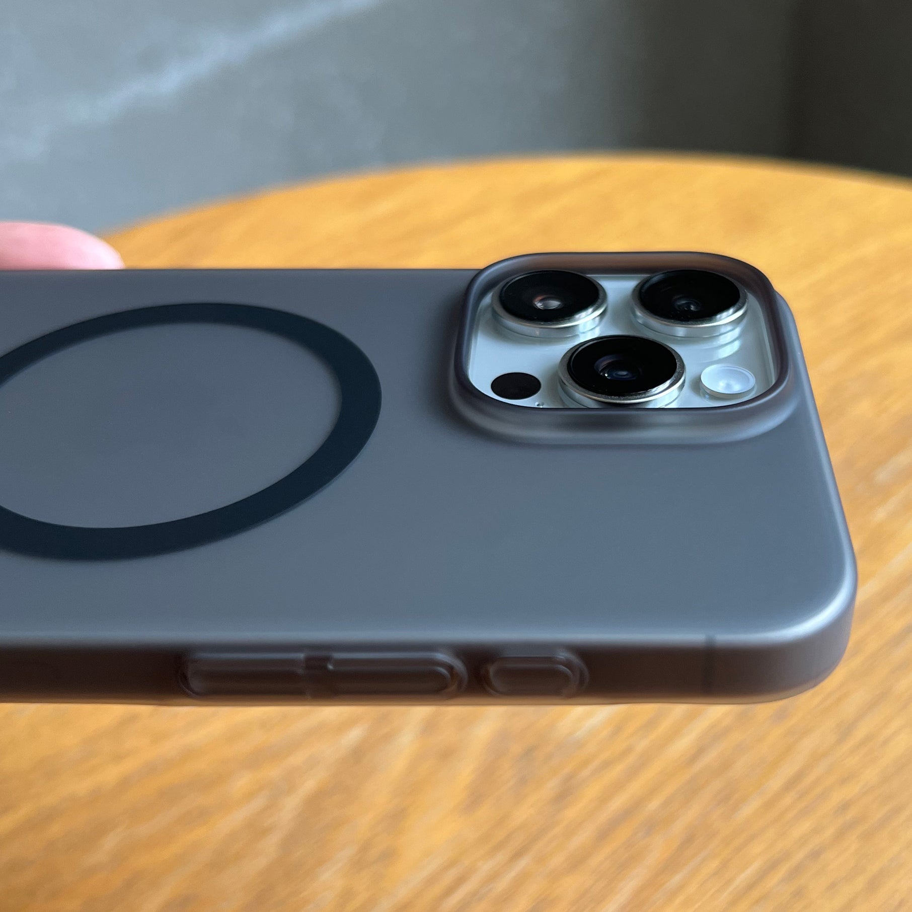[N52 güclü adsorbsiya ultra nazik çılpaq mənada] Apple 16promax maqnit Magsafe mobil telefon qutusu iPhone15 şəffaf 17 şaxtalı 14Pro hər şey daxil hava sərt 13 nazik 12 kişi yeni modeli üçün uyğundur