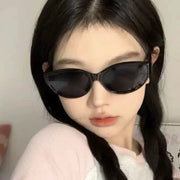 Jennie'nin qadınlar üçün eyni üslublu gün eynəyi, retro hottie, pişik gözlü kiçik çərçivəli eynəklər, polarizasiyalı anti-UV gün eynəyi, kiçik üz