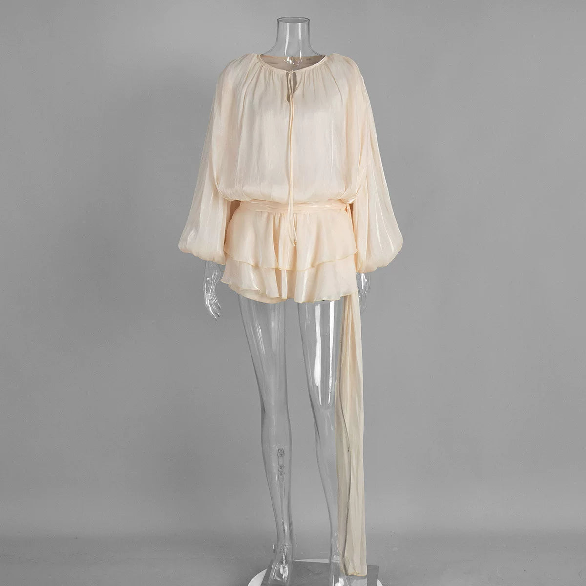 Qadınlar üçün şifon fənər qollu qalstuklu ön üst və büzməli ətək dəsti