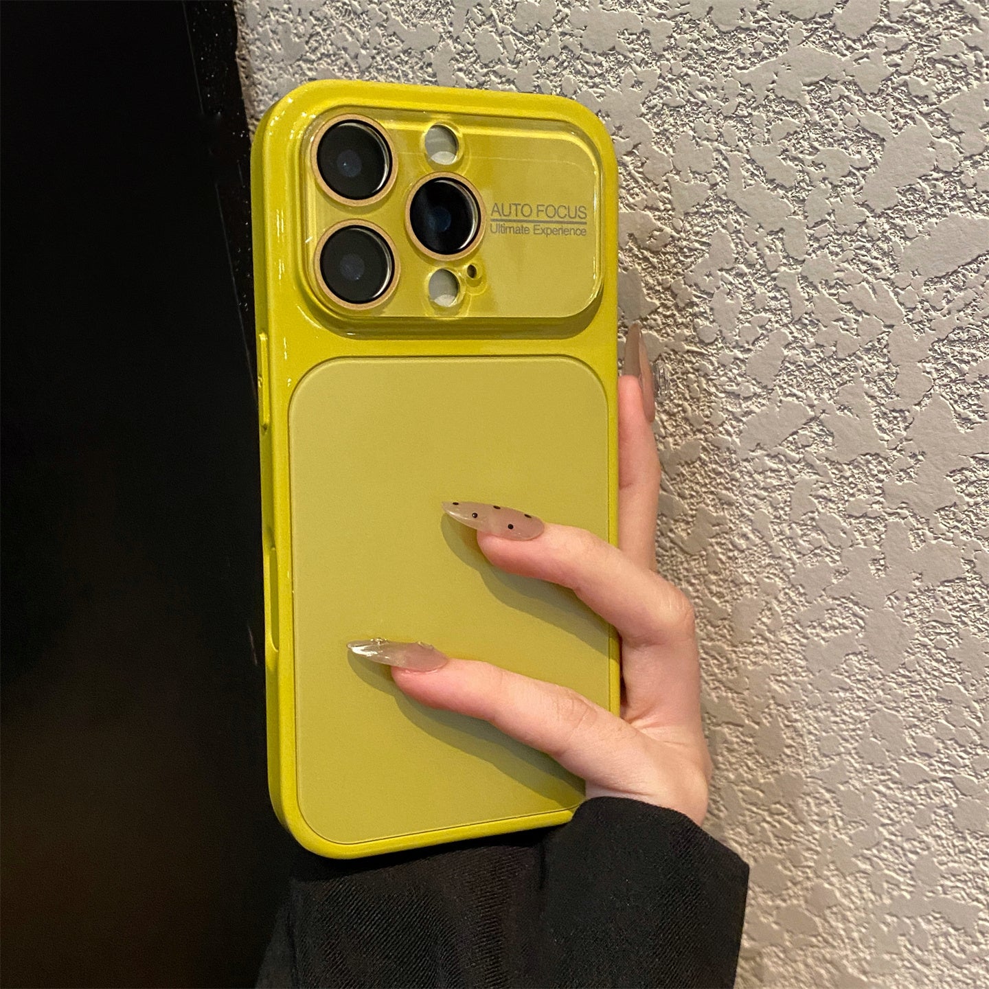 Apple 17promax mobil telefon qutusu üçün uyğundur iphone17pro sarı AG şüşəsi dərhal 17 böyük pəncərəyə dəyişir 16 linzalar hər şey daxil olmaqla düşməyə qarşı 15:00 yeni 14 kişi və qadın 13 qoruyucu örtük sadə bərk rəngli p