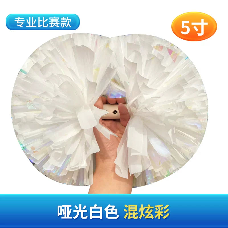 Tutqun qolu ikitərəfli yarışma gül topu tutan güllər ibtidai sinif şagirdləri cheerleading əl çiçəkləri əl ilə əyilmiş çiçəklər