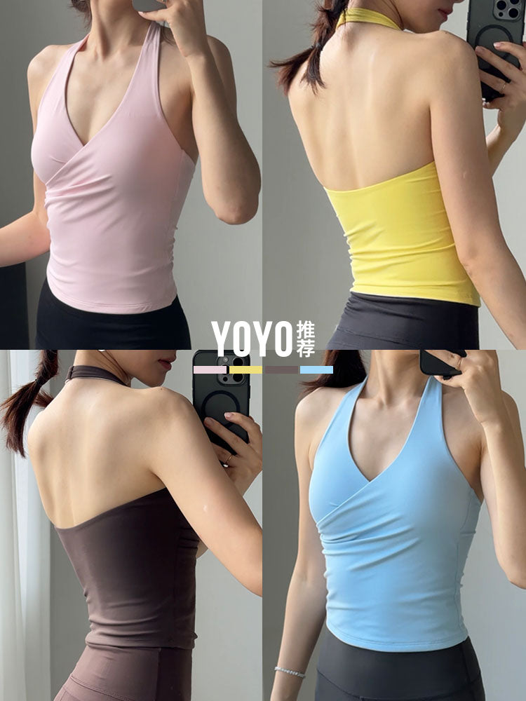 Yoyo qadınlara sinə yastığı ilə fitnes üstü ilə yay boyunlu yoqa jiletini tövsiyə edir, yan döşləri örtən idman büstqalterləri v-boyunlu asmalar