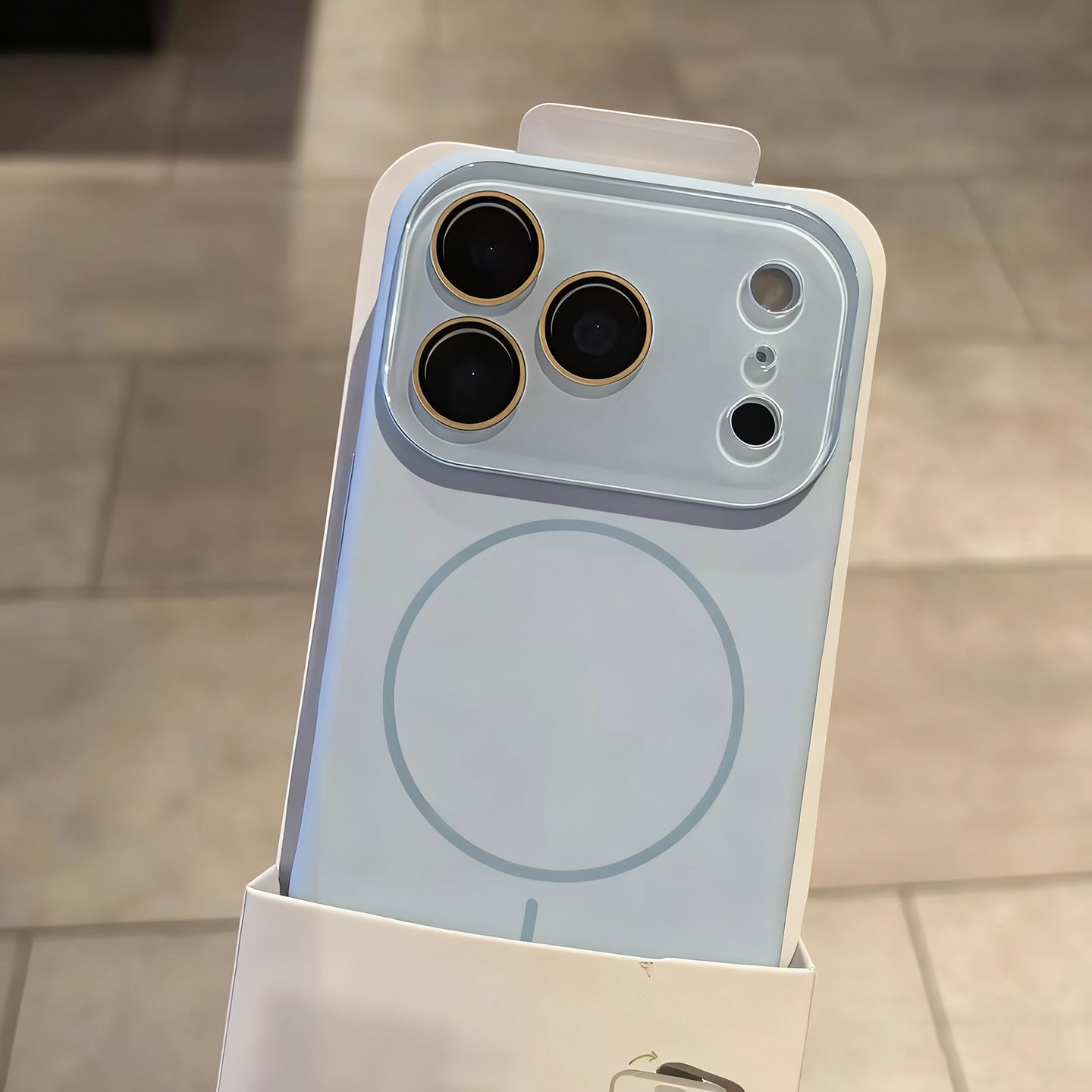 Apple iphone cib telefonu üçün uyğun maye silikon kiçik pəncərə, yeni 17promax yüksək səviyyəli sense 15 maqnit udma ilə 14 linza plyonka düz rəng 13 hər şey daxil düşməyə qarşı 16pro niş kişi və qadın qutusu
