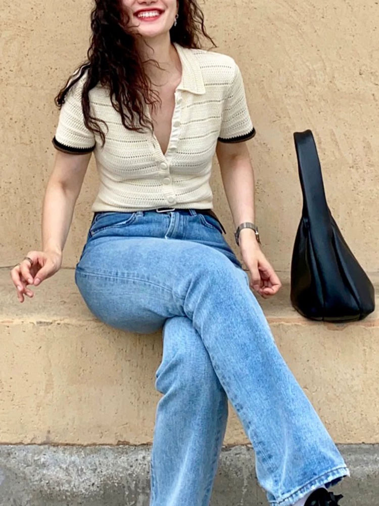 Qadınlar üçün duz üslubunda polo köynək, qısaqol, yaxalıqlı, unikal toxunma, niş üslubda, V-yaxalı futbolka, şirin və sərin top, nazik və dəbli.