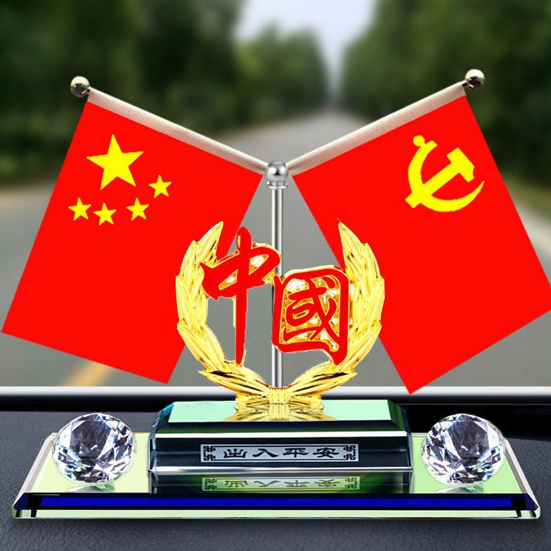 Avtomobil Kiçik Qırmızı Bayraq Kristal Avtomobil Dekorasiyası Beş Ulduzlu Qırmızı Bayraq İdarə Paneli Ətir Yüksək səviyyəli Avtomobil Daxili Kəsmə Bütün Məhsullar