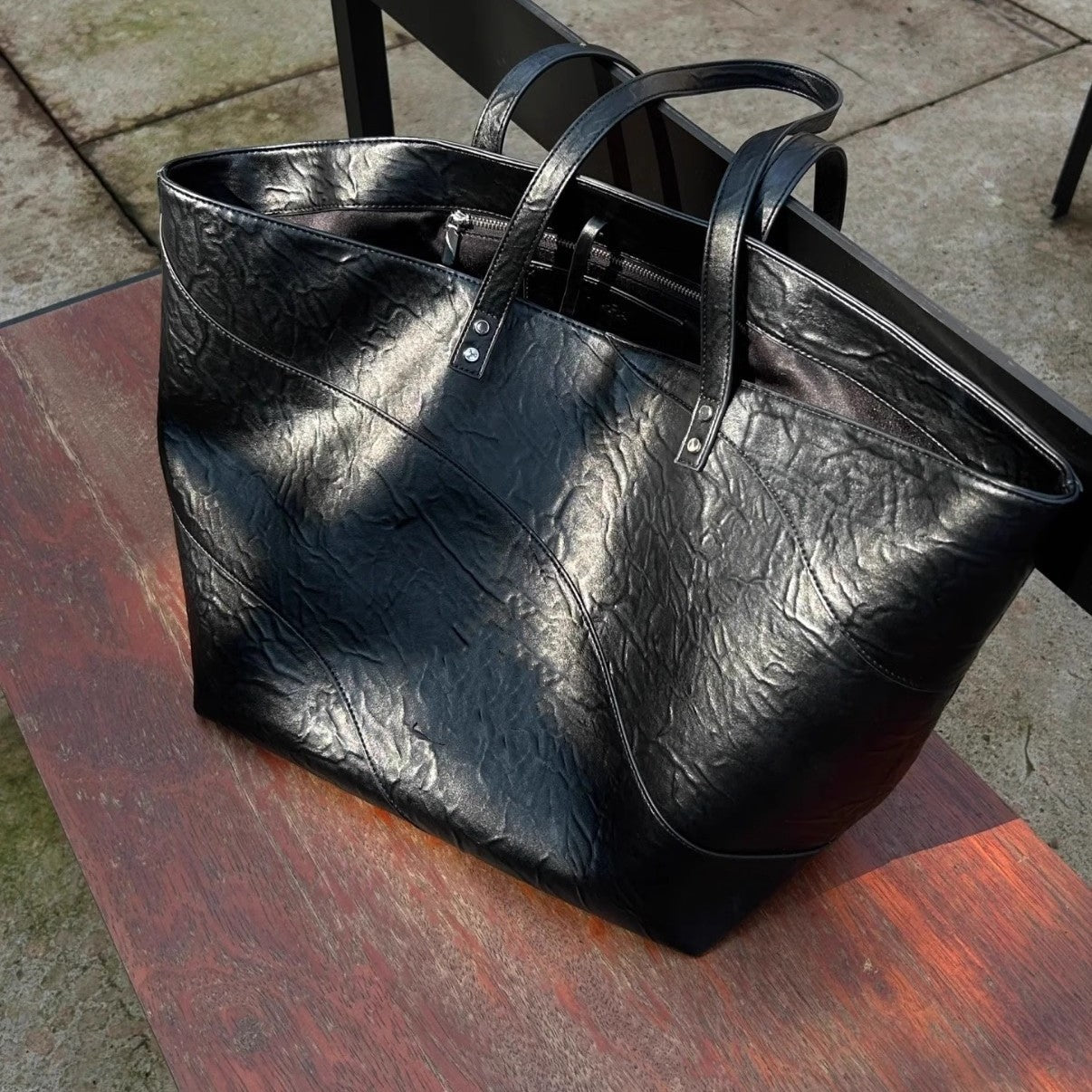 2025 Yeni Sadə və Yüksək Səviyyəli Böyük Tutumlu Çanta, Niş Dizaynı, Çoxfunksiyalı, Çiyin/Əl Çantası, İş/Gəzinti Çantası