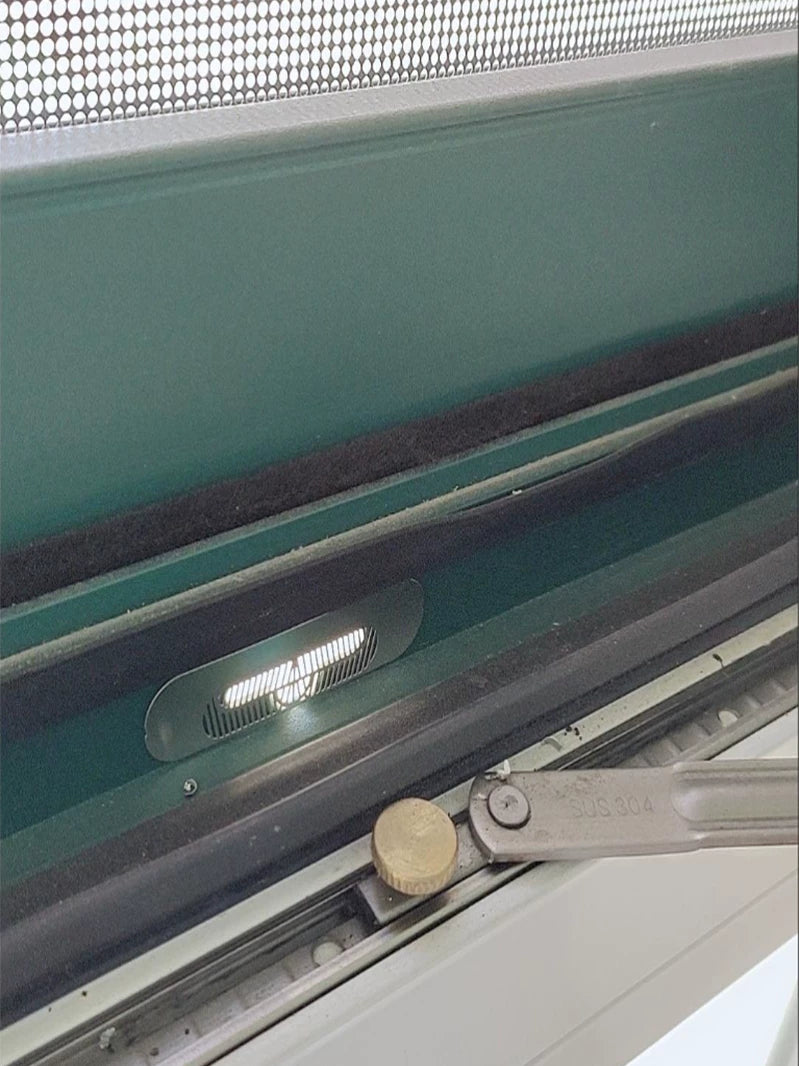 Lida iplik dünyası pəncərə drenaj çuxuru ağcaqanad əleyhinə paslanmayan polad oyma 5 parçalı mesh pəncərə drenaj ekranı