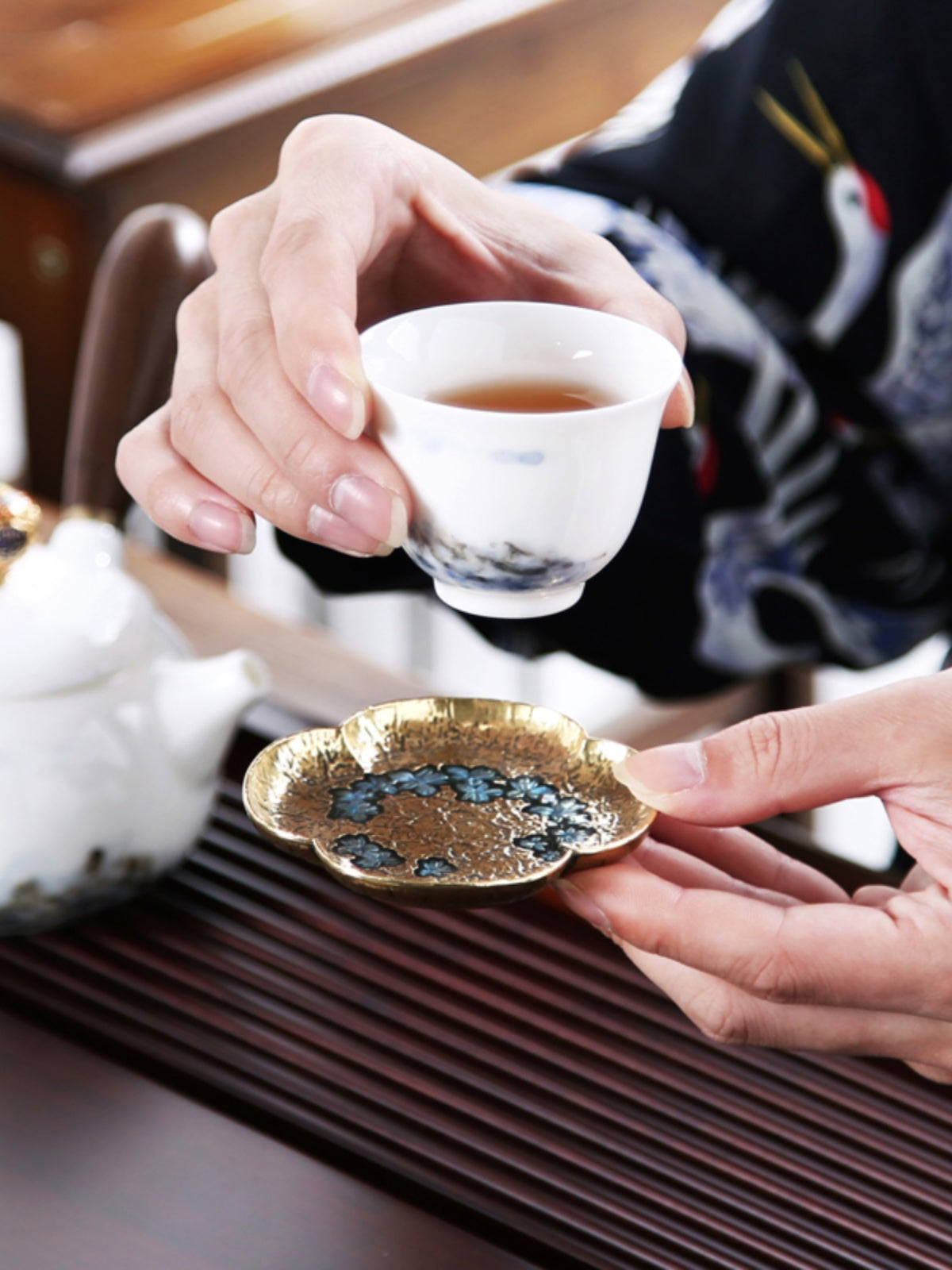 Cloisonné çay altlığı kreativ retro Yapon üslublu məişət kunq fu çay mərasimi aksesuarları istilik izolyasiyası sürüşməyə qarşı ərintili mis nəlbəki altlıq gəmisi