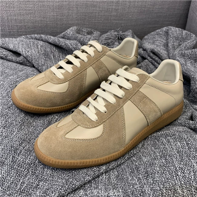 Laoqi Family Soul Edition German Training Shoes, 2025 New Style, White Flat Genuine Leather Fashion Sports Couple Shoes