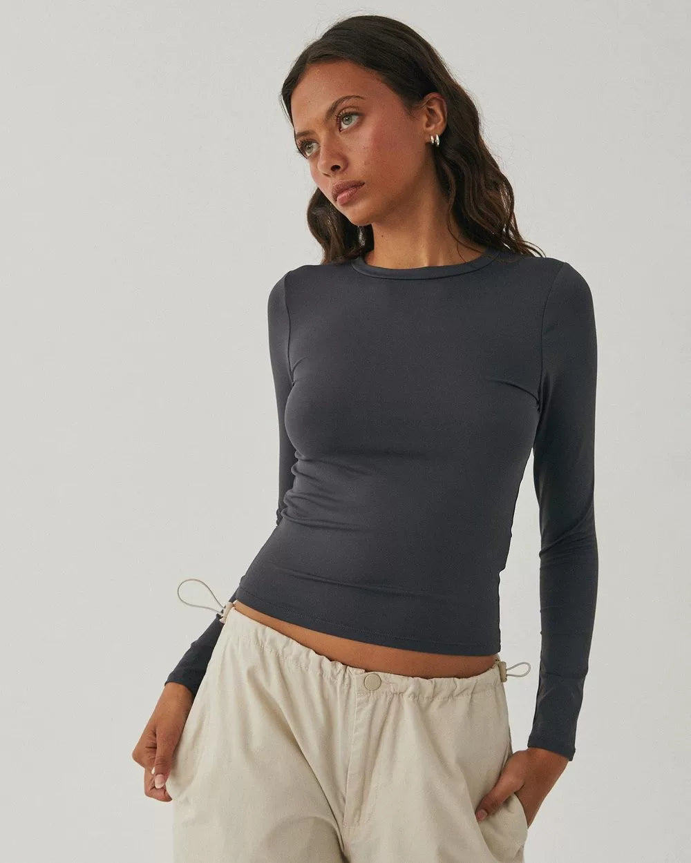 Avstraliya S-brendli SK*M dupe! Qadınlar üçün düz rəngli, tikişsiz, uzanan uzunqol köynək, seksual üslublu top, ixrac keyfiyyəti.